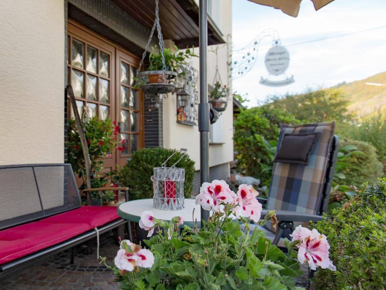 Ganze Wohnung, Apartment with Mountain View in Burg (Mosel), Bernkastel-Kues & Umgebung