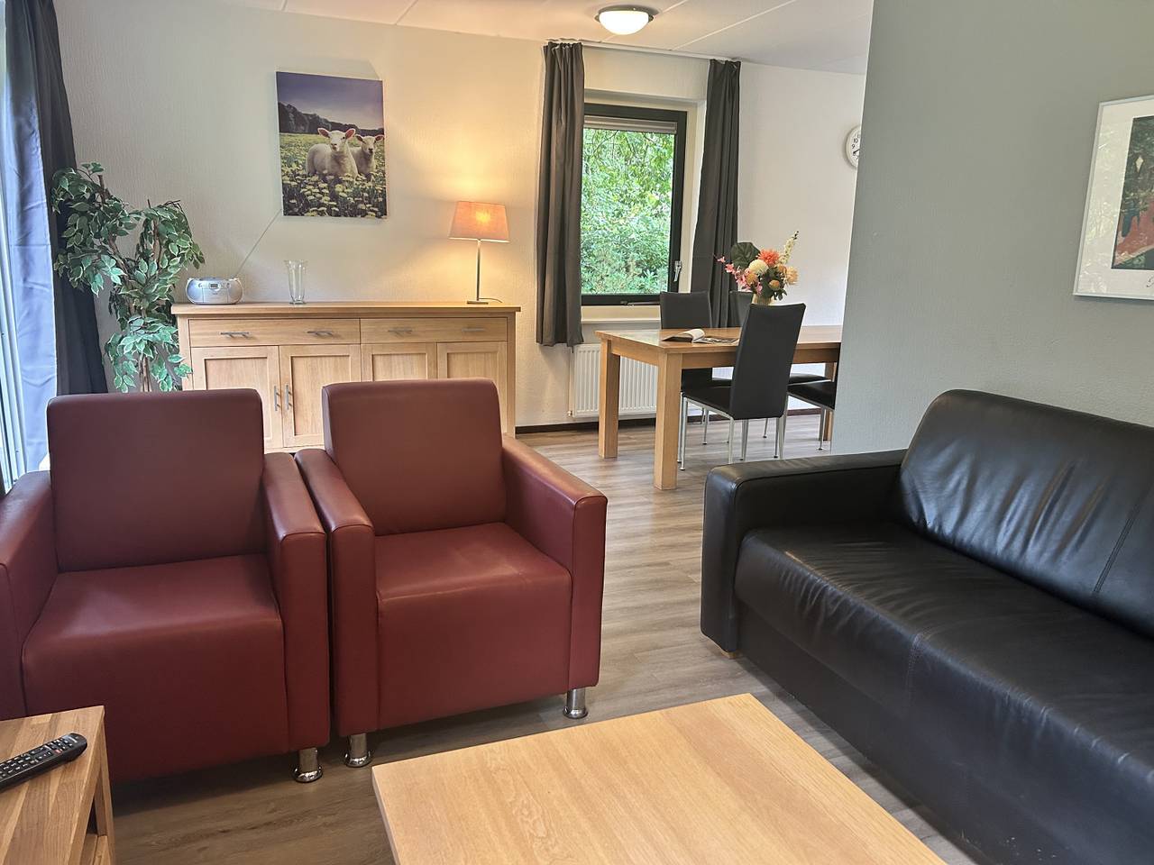 Ruim 4 persoons bungalow op kindvriendelijk vakantiepark. in Hooghalen, Drenthe