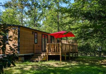 Camping pour 4 Personnes dans Sainte-Catherine-de-Fierbois, Région de Chinon, Photo 4
