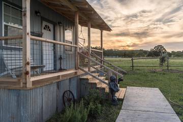 Bed And Breakfast for 6 Guests in Texas Hill Country, Texas, Picture 1
