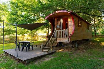 Maison de campagne pour 2 personnes, avec vue et jardin à Saint-Pardoux