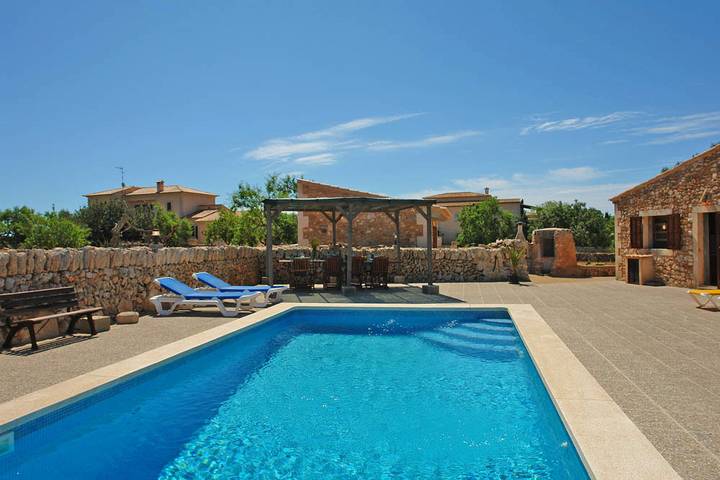 Finca für 8 Personen, mit Pool und Garten sowie Terrasse in Cala Santanyí - 3