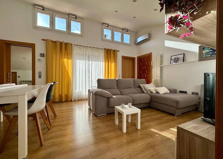 Apartamento de vacaciones para 4 personas, con vistas y terraza, Familias con niños - 1