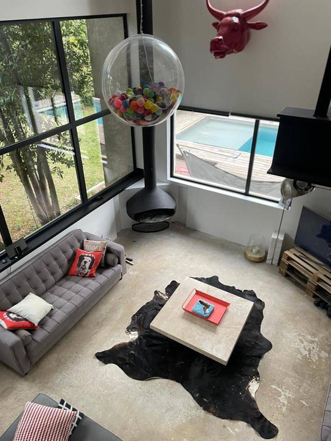 Location de vacances pour 8 personnes, avec jardin ainsi que jacuzzi et piscine à Villetelle - 4