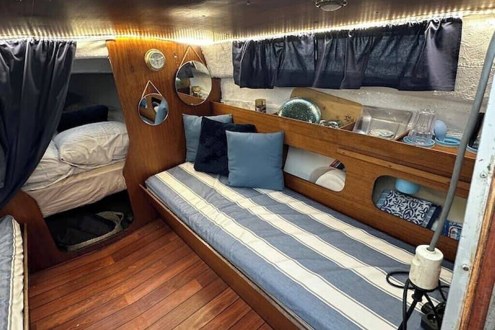 Unusual Overnight Sailing in Le Havre, Région du Havre