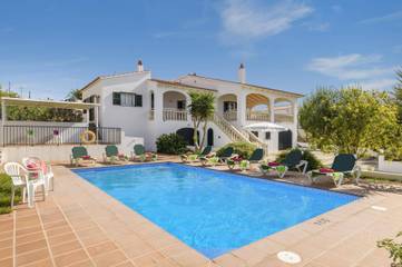 Villa in Alaior Municipality, Coast of Menorca für 8 