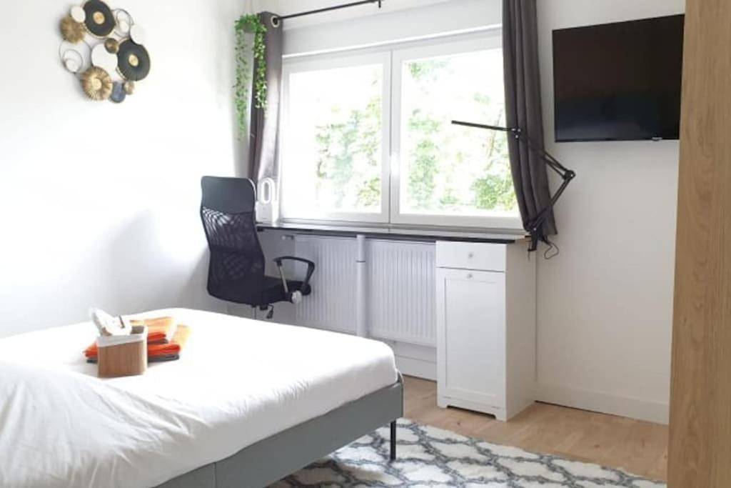 Maison spacieuse 240m² - 7chambres - 16pers' in Woippy, Metz-Campagne