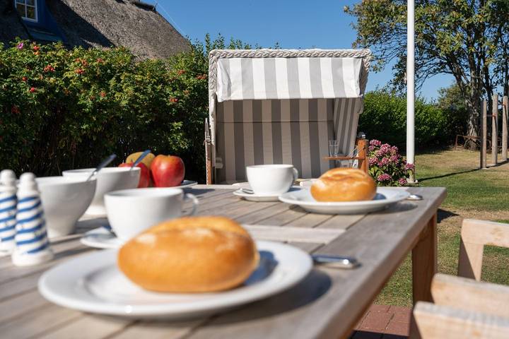 Ferienhaus für 5 Personen, mit Terrasse und Garten auf Föhr - 3
