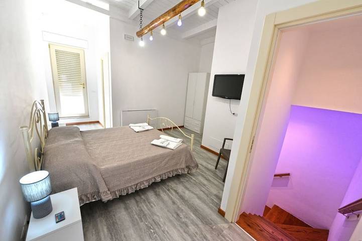 Location de vacances pour 4 personnes, avec jacuzzi et balcon à Francavilla Fontana - 3