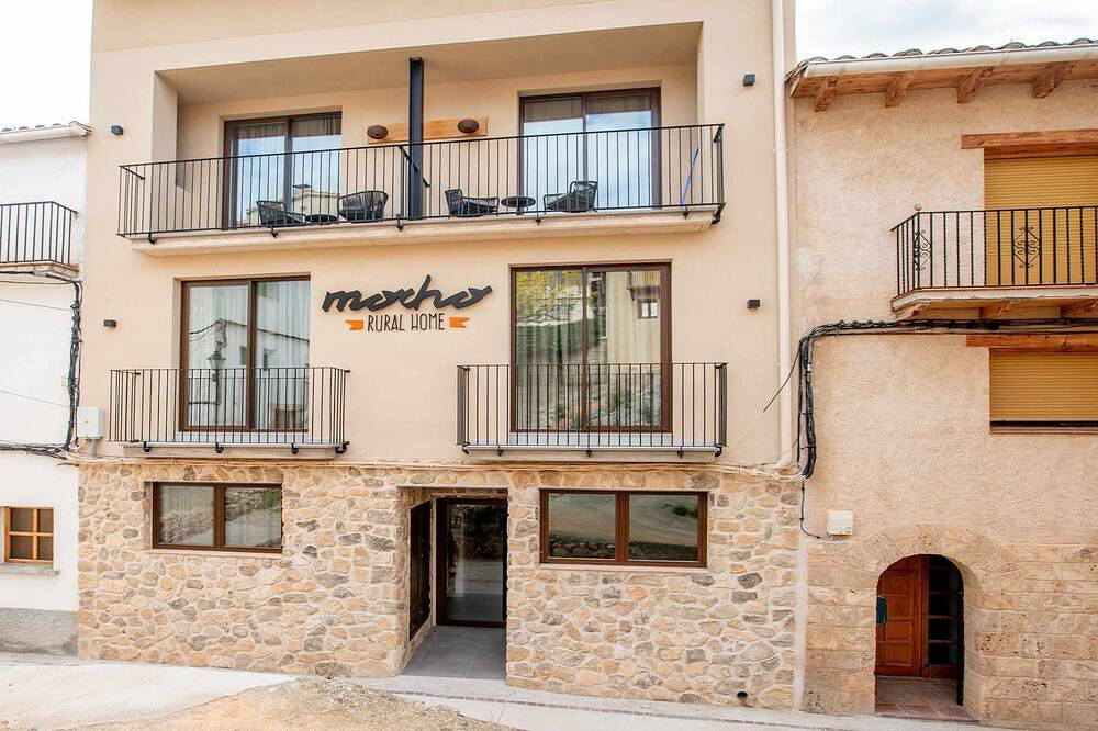 Entire apartment, Mocho-rural-home-villanueva B in Beceite, Massis dels Ports