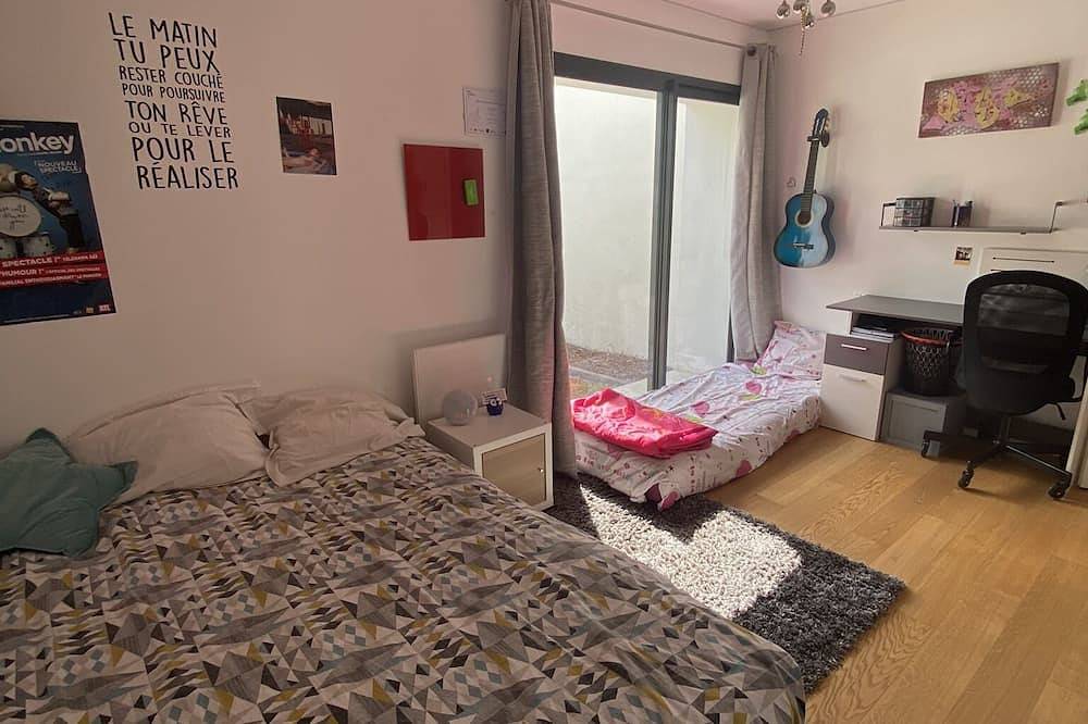Bordeaux : Villa 5chambres Avec Piscine in Le Bouscat, Bordeaux region