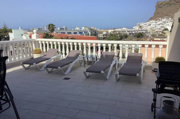 Apartment for 4 people, with terrace and hot tub in Mogán