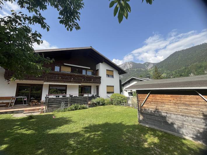 Ferienwohnung für 4 Personen, mit Terrasse und Garten sowie Ausblick in Vandans