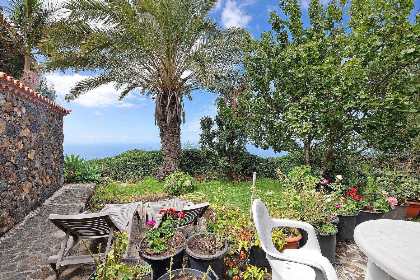 Casa de vacaciones 'El Morro' con vistas al mar, terraza privada y Wi-Fi in La Punta (Canary Islands), Tijarafe