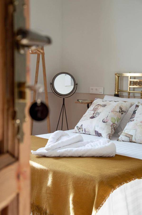 Alojamiento y desayuno para 2 personas, con jardín y vistas en Provincia de Toledo - 4