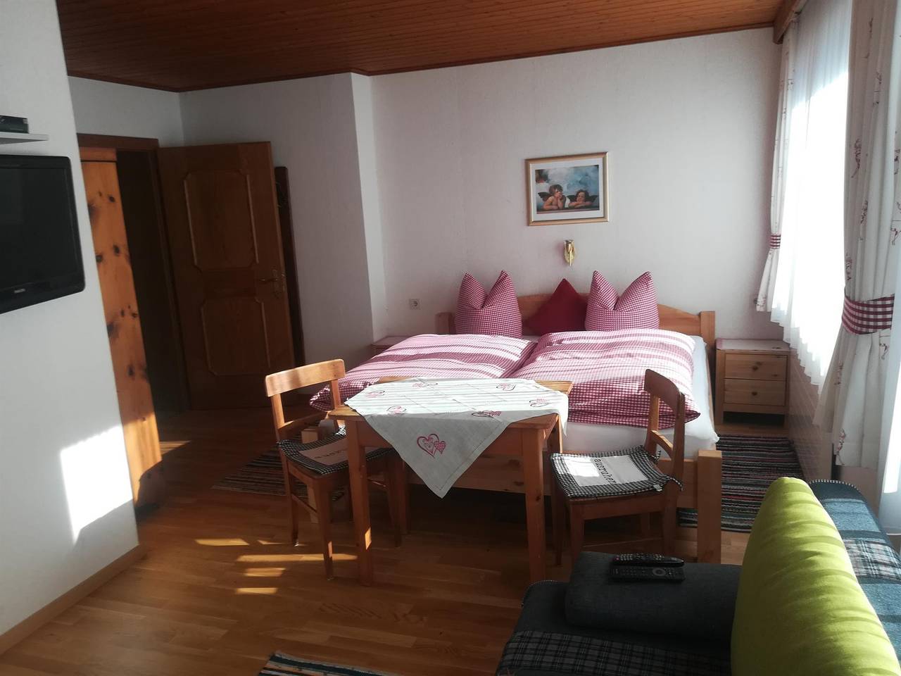 Ganze Ferienwohnung, Apartment Grünberg in Finkenberg, Zillertaler Alpen