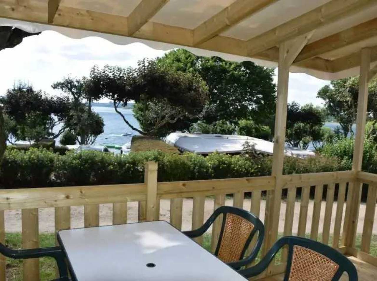 Zecamping 4* piscine chauffée club enfant mobil-home Tv 29m2 5 pers in Salles-Curan, Pareloup-See