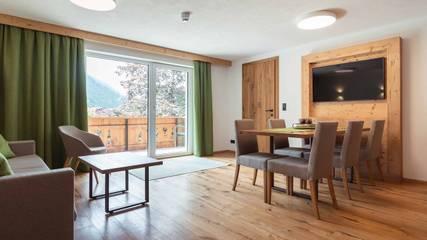 Ferienwohnung für 7 Personen in Lechtaler Alpen, Bichlbach, Bild 1