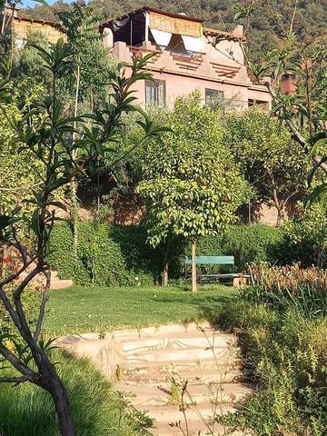 Maison d’hôte pour 3 personnes, avec piscine et vue ainsi que jardin et sauna, animaux acceptés à Ourika (roman)
