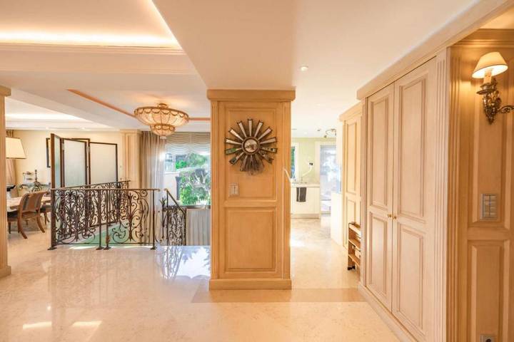 Villa pour 20 personnes, avec sauna et jacuzzi ainsi que balcon et piscine à Roquebrune-Cap-Martin - 4