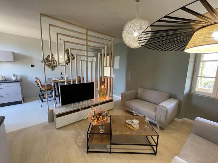 Gîte pour 2 personnes, avec piscine ainsi que jardin et vue à Cazals - 2