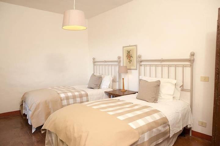 Villa pour 7 personnes, avec piscine, animaux acceptés à Lilliano - 4