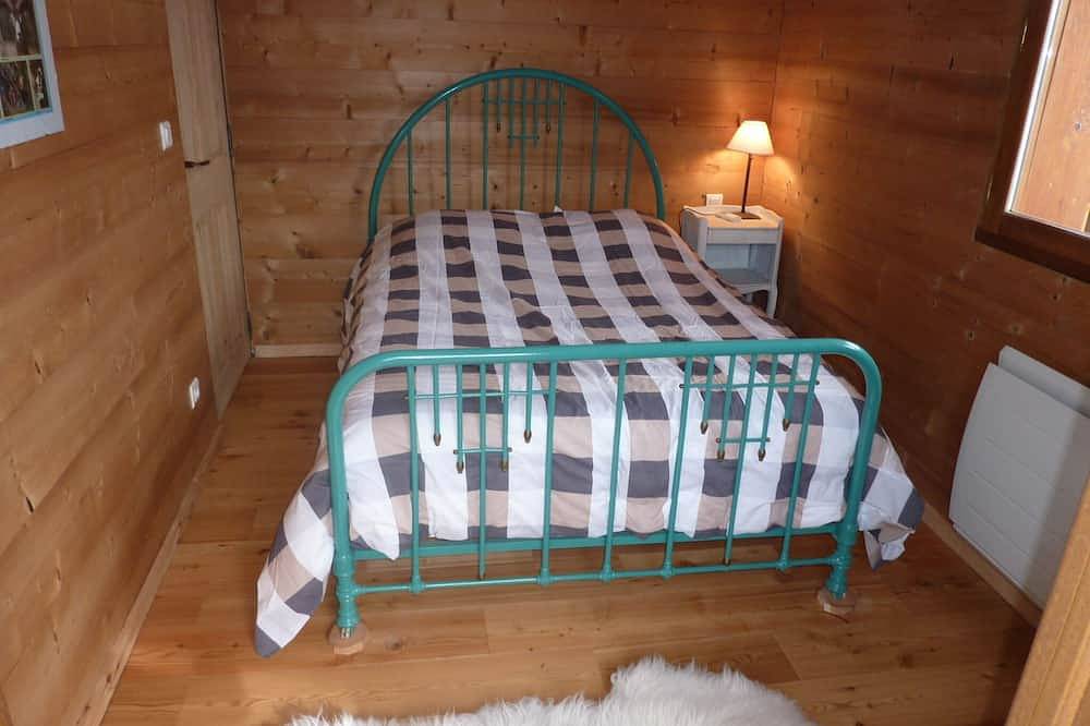 6/8-person south-facing cheznico chalet at Chalet Reynard in Bédoin, Parc naturel régional du Mont-Ventoux