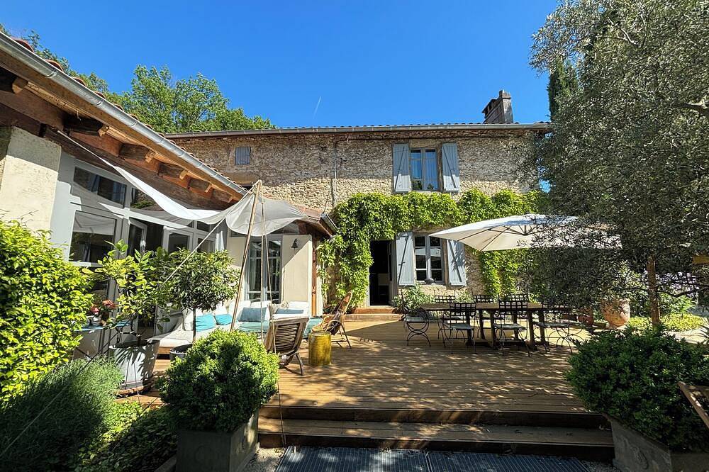 Mas Provencal, Au Pieds Du Vercors - Un Havre De Paix Et De Tranquillite in Chabeuil, Région de Valence