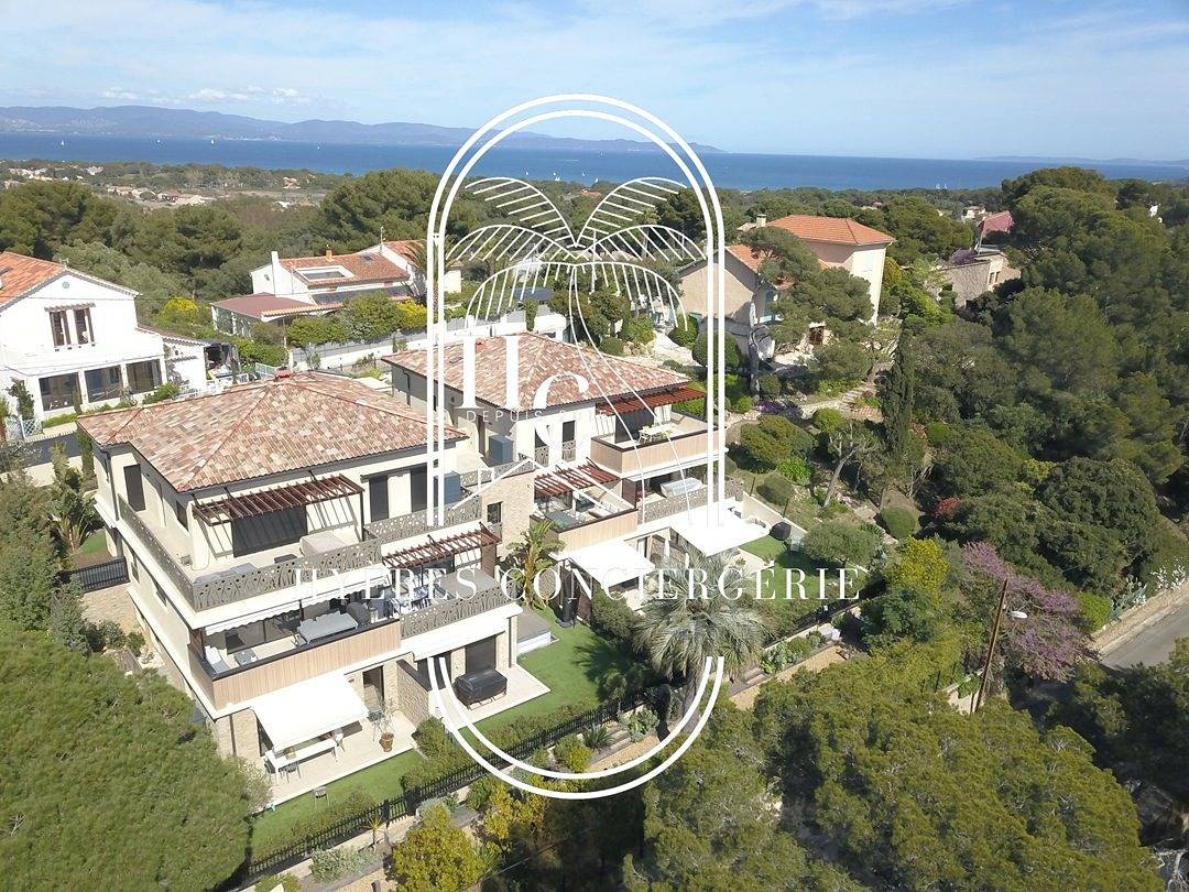 Ganze Ferienwohnung, Ferienwohnung für 4 Personen mit Terrasse in Hyeres, Parc national Port-Cros