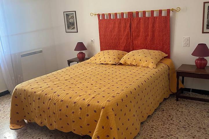 Maison des Mollets. Ideal for families, cycling and hiking groups in Provence. in Saint-Didier, Parc naturel régional du Mont-Ventoux