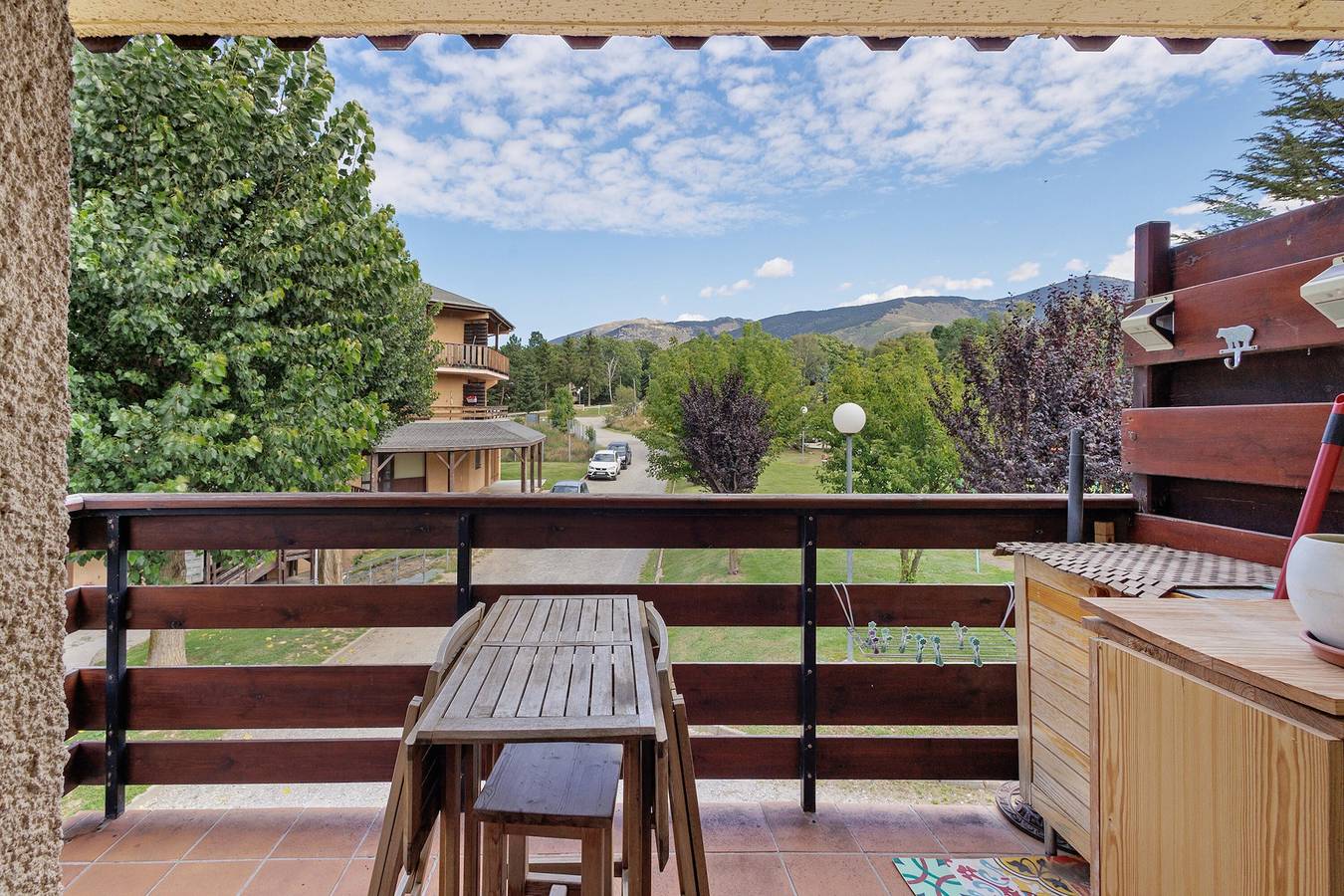 Ganze Wohnung, Appartement „Cocon für Zwei in den Bergen“ mit Bergblick, Balkon und Wlan in Sainte-Léocadie, Parc naturel régional des Pyrénées catalanes