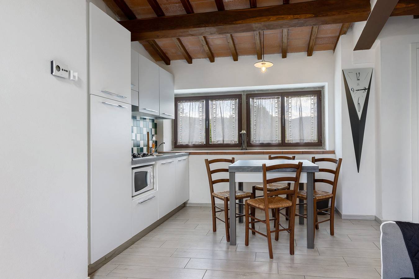 Ganze Wohnung, Apartment 'I Cipressi' mit Gemeinschaftsgarten, Wlan und Klimaanlage in Pontassieve, Chianti