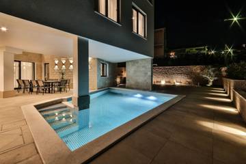 Villa für 14 Personen in Trogir, Ciovo, Bild 1