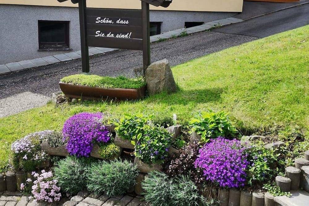 Traun 5, single room shower/Wc - Gästehaus Donautal - Donausteig and bett+bike in Vichtenstein, Innviertel