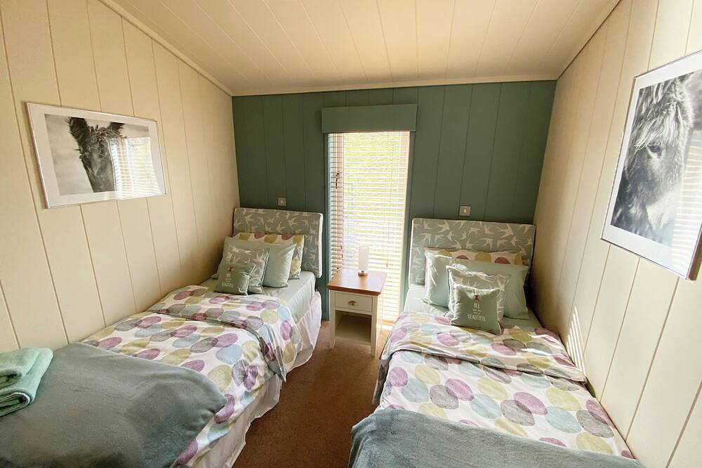 Luxury Holiday Lodge with Hot Tub in Kielder Forest Park