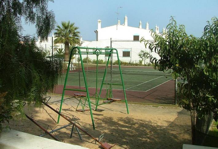 Resort para 7 personas, con piscina además de jardín y piscina para niños, Se admiten mascotas en Armação de Pêra (costa) - 4