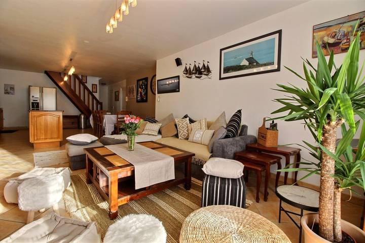 Gîte pour 8 personnes, avec Terrasse ainsi que Jardin et Vue à Saint-Quay-Portrieux