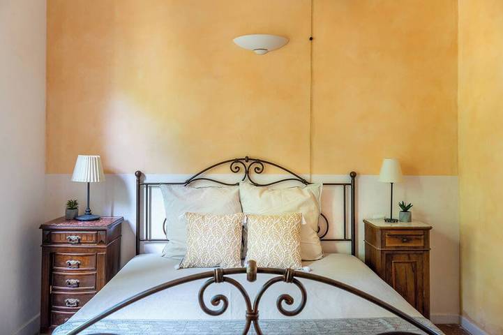 Appartement entier, Marguerite - bel appartement dans le Couvent les Ursulines rénové, Pézenas in Pézenas, Côte méditerranéenne (France)