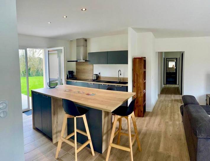 Location de vacances pour 7 personnes, avec piscine ainsi que jardin et vue à Sauveterre-de-Béarn - 3