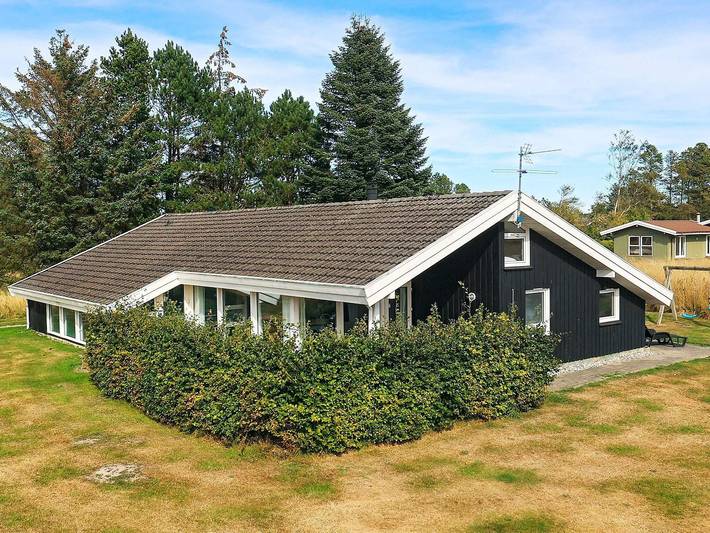 Ferienhaus für 10 Personen, mit Pool und Terrasse - 1