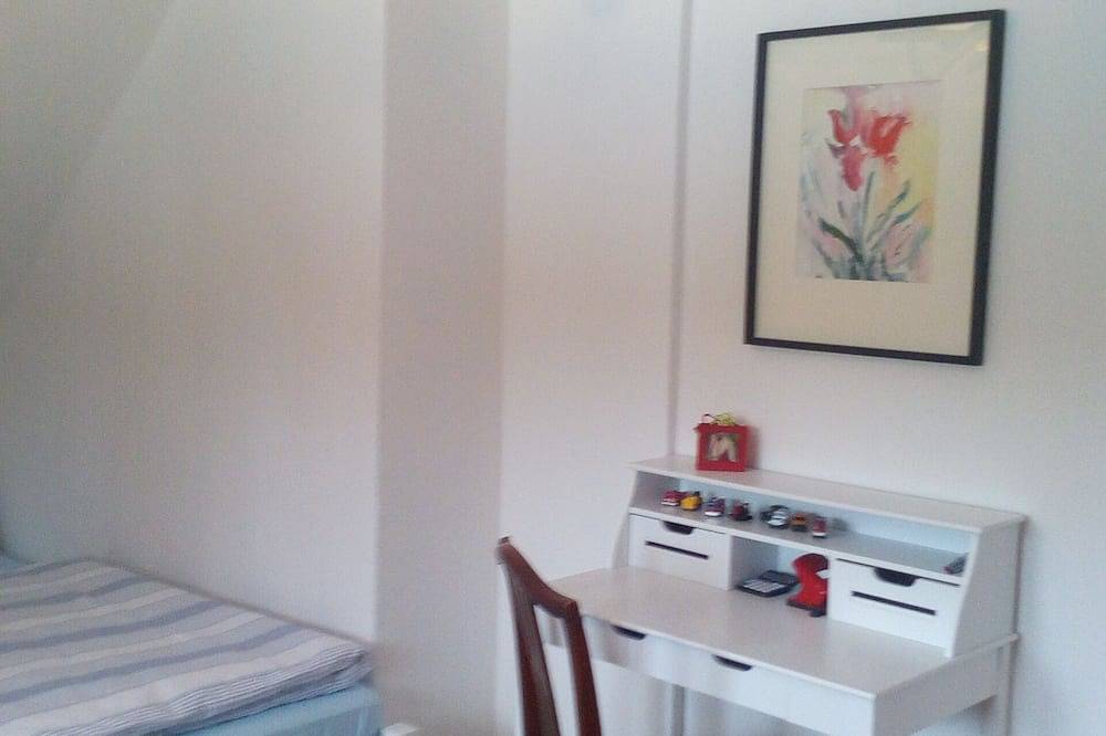 Zu Hause zwischen den Meeren - Künstlerpaar vermietet ihr Sommerhaus. in Schwabstedt, Eider-Treene-Sorge