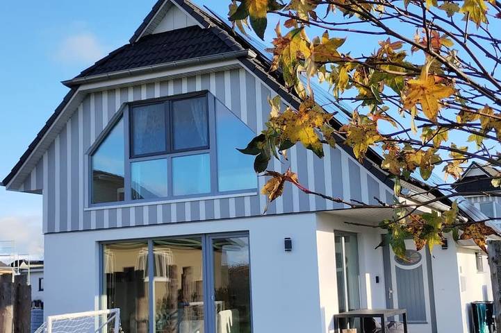 Ferienhaus für 6 Personen, mit Garten und Sauna in Altenpleen