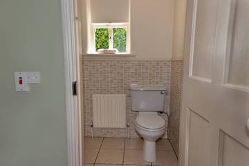 Vacation Rental for 6 Guests in County Limerick, Picture 4