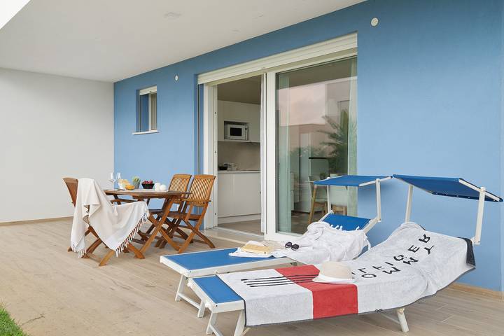 Ganze Wohnung, Ferienwohnung 'Deluxe 5' mit Gemeinschaftsgarten, Wlan und Klimaanlage in Lido di Jesolo, Jesolo-stadt