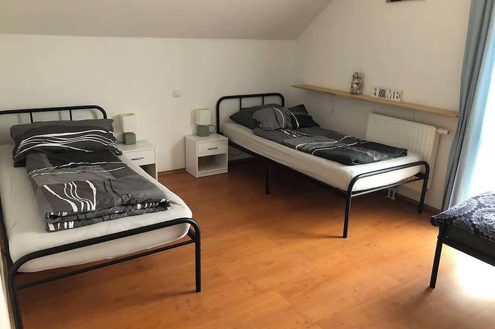 Ganze Wohnung, 1 bedroom apartment in pfaffing in Pfaffing, Landkreis Rosenheim