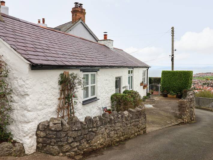 Cottage for 2 people, with Garden in Wales