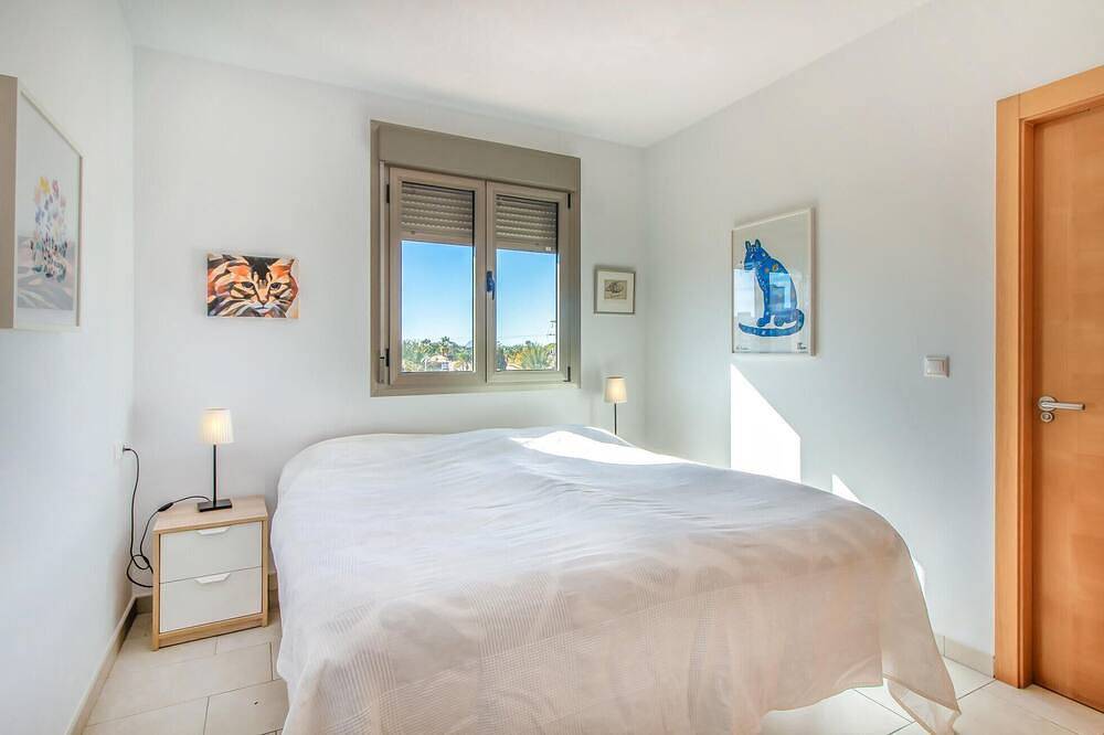 Entire apartment, Cozy apartment in El Campello with Wifi in San Juan Playa, Costa Blanca