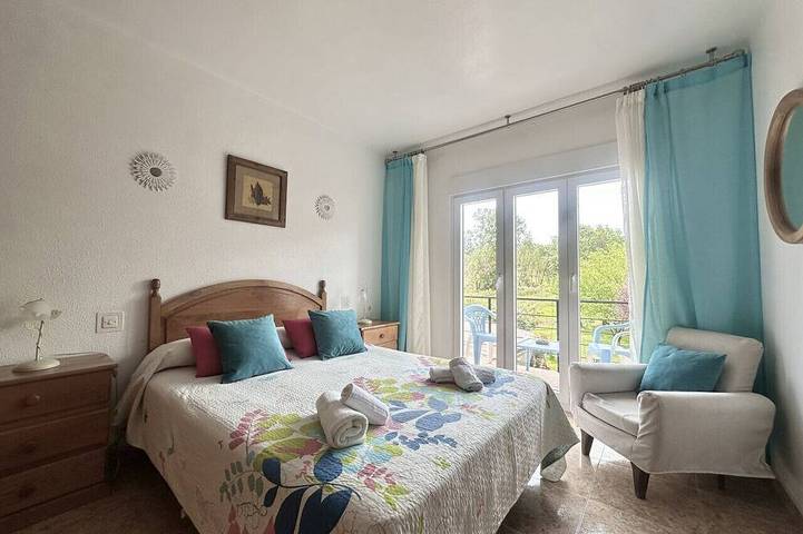 Gîte pour 8 personnes, avec jardin et balcon à Noja - 2