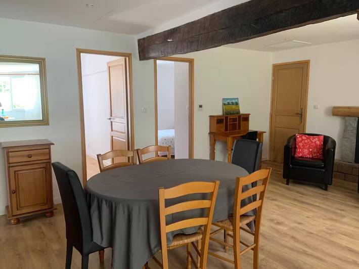 Gîte pour 5 personnes, avec Balcon ainsi que Terrasse et Vue à Levie - 4