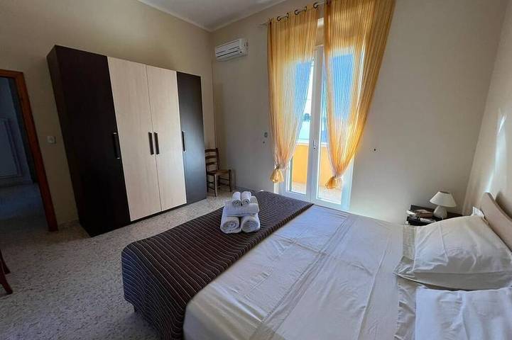 Appartement entier, Emblème appartement avec terrasse près de la mer Gallipoli Mancaversa dans le Salento in Taviano, Golfe de Tarente
